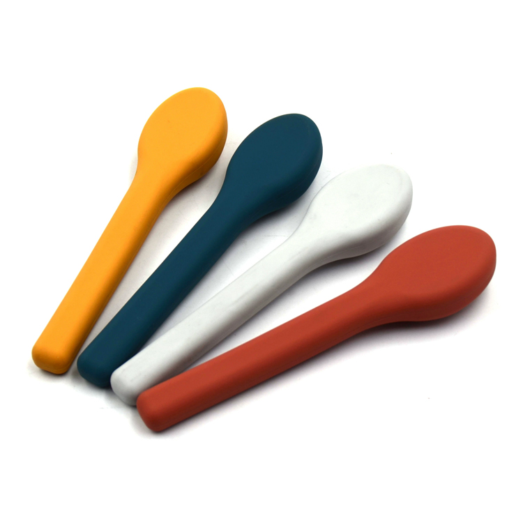 سرویس قاشق و چنگال مسافرتی کمپینگ سیلیکونی قابل حمل با کیفیت بالا