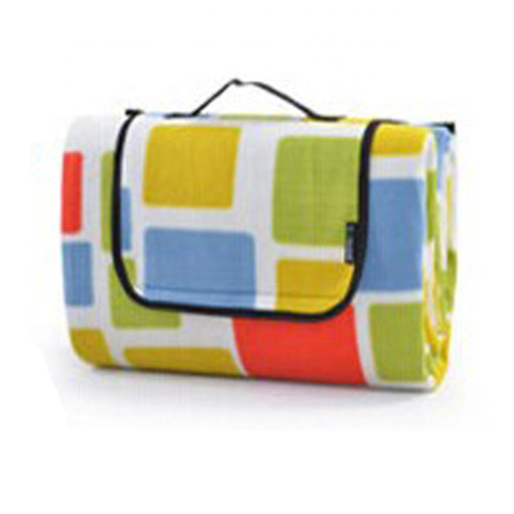 تشک کمپینگ بزرگ با پشتی ضد آب برای دسته پیک نیک